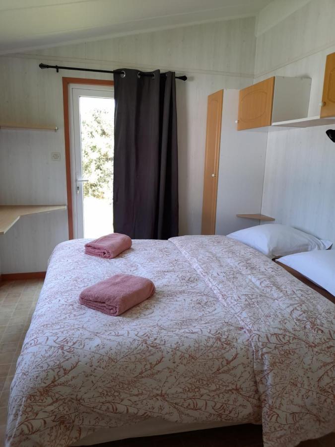 Chalet 4 Personnes Au Calme Daire Sulniac Dış mekan fotoğraf