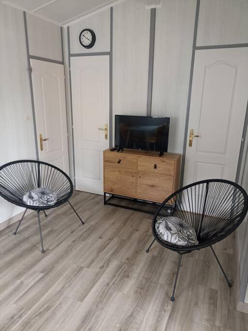 Chalet 4 Personnes Au Calme Daire Sulniac Dış mekan fotoğraf